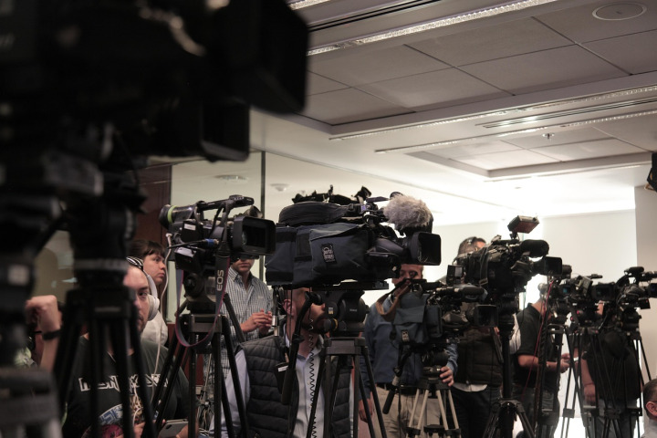 news newsroom microphone